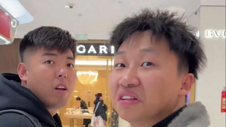 เช็กอินซูเปอร์มาร์เก็ตปักกิ่ง ห้องพักปล่อยคำพูดสุดโต่ง สุดท้ายเจอเรื่องช็อกจนอ้าปากค้าง!