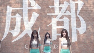 哇，原来我们在成都哎！#街球霸王成都站 #蕞红啦啦队