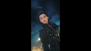 Pengemis jalanan itu secara mengejutkan adalah Panglima Naga yang memiliki kekuatan magis