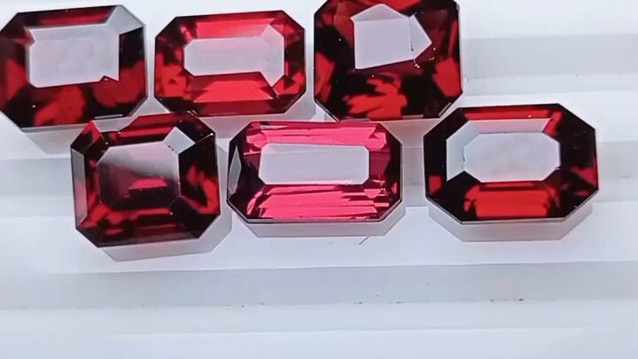 Natural Rhodolite Garnet HQ