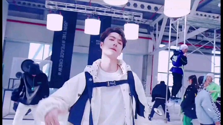 【Wang Yibo】Hanya kamu, Wang Yibo, yang bisa menggarap iklan sebagus ini!