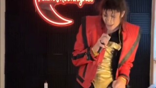 นักเต้นที่แข็งแกร่งที่สุดของสถานี B นักเต้นโซล "Thriller" ของไมเคิล แจ็กสัน เอ็มเจ