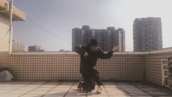 这是什么滑步，感觉在跪着飘，就是太废腿