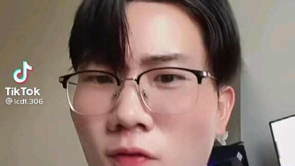 Vẽ một bé mèo vô cùng đơn giản bằng bút chì :)))