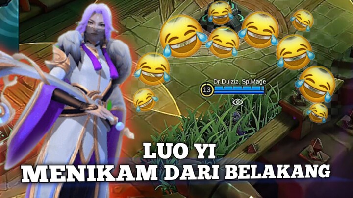 Menikam dari belakang adalah strategy ku 😂