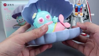 Pizza Hut Sanrio co-branded toy half fish man night light