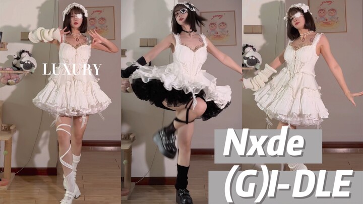Versi kostum Halloween dari "Nxde" (G)I-DLE