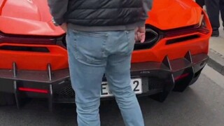 It doesn't matter whether you have a Lamborghini or not—what matters is that I really do have one!