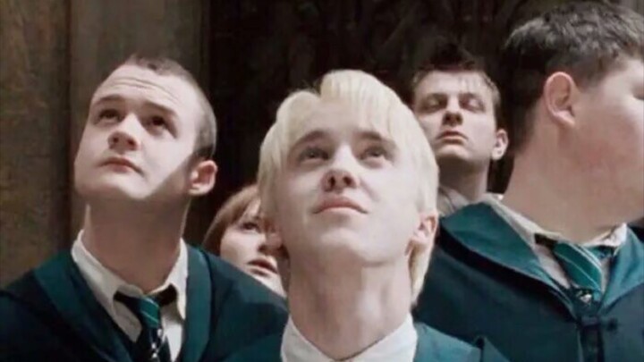 Malfoy's walking fan screams!