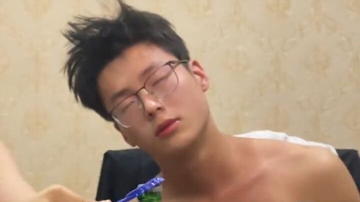 ไม่มาก แค่รู้สึกง่วงเท่านั้นเอง