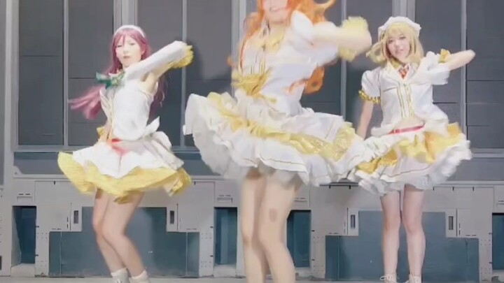 COS girl group from 10 years ago, dancing to a song from 20 years ago. [A-RISE × Love’s title song]
