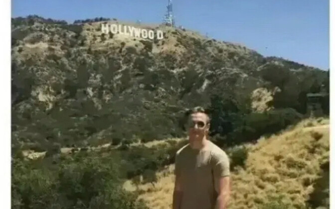 Could everyone help me edit this to have a Chinese background? Thanks, Chinese friends—I know you’re