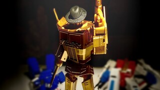 [Stop-motion animation] A small-scale Rubik's Cube of Optimus Prime in Golden Lagoon. Just do a few 