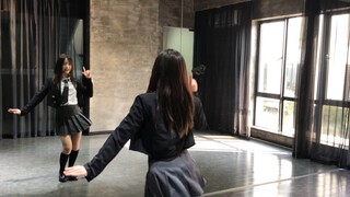 Hứa hẹn - video review màn trình diễn nhảy mừng sinh nhật. Haha, mình học được vào phút chót nên mọi