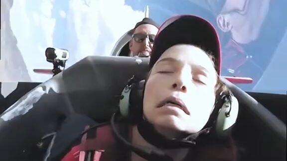 9g with Normal People and Pilots