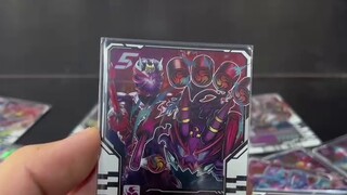 Even the three riders have started to release knight cards? Kamen Rider Gotchad Food Play Card Pack 