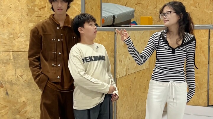 มาท้าดวลอีกแล้วเหรอ? เรียกอาจารย์เร็ว!