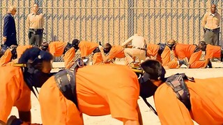 成千上万个人被做成人体蜈蚣！