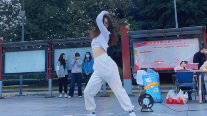 【美人计】四川大学青春广场我又来了QWQ