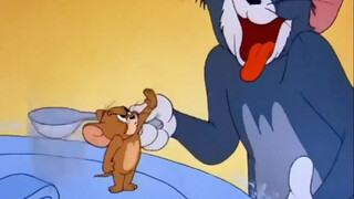 Setelah kenyang, mari nonton satu episode film yang menyenangkan