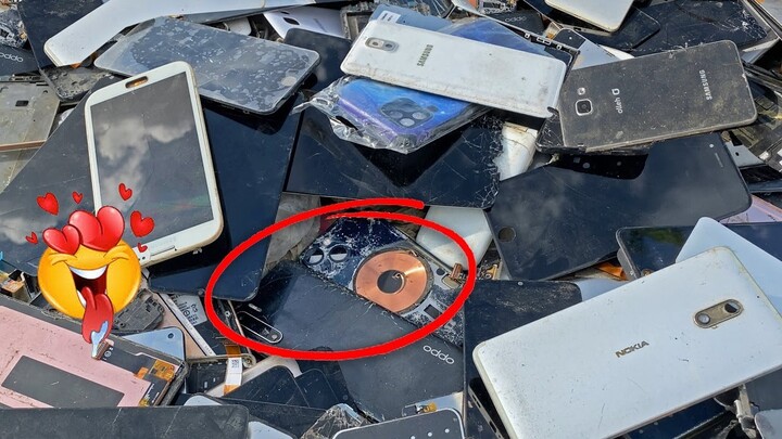 i Found Many Samsung Cases and Broken Phones in Garbage Dumps !! Restore OPPO Reno 3