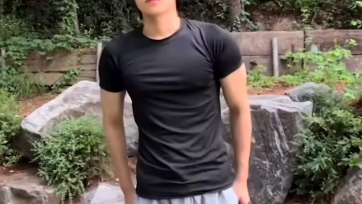 ดูเหมือนจะสั่นเล็กน้อย