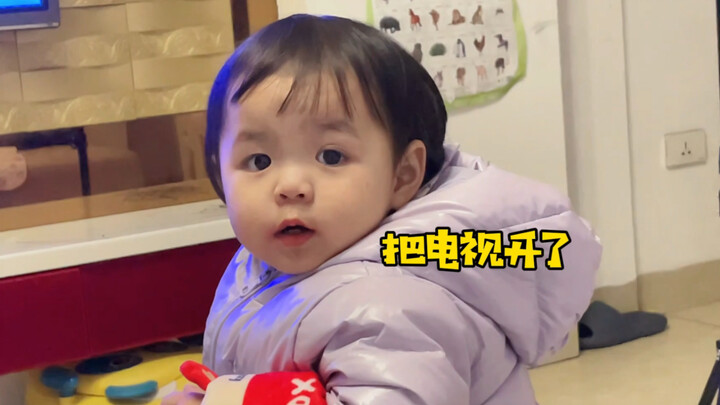 当人类幼崽跟妈妈吵架时，奶凶奶凶的！