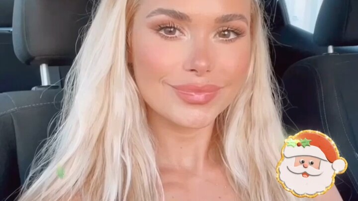 Nggak terasa, Natal yang paling kusuka sudah tiba lagi ❤️ Saya sedih banget denger banyak orang baru