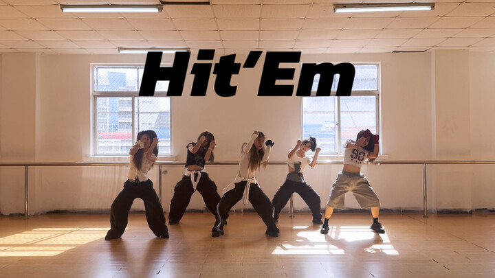 Kita semua menari dengan penuh semangat～“Hit’Em” — MEOVV