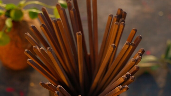 A pair of chopsticks carries thousands of years of Chinese people's emotions.