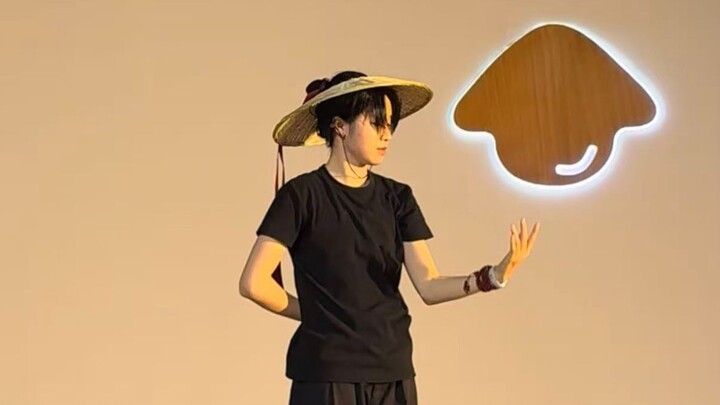 Sang Guru, kenapa kepala saya tidak bisa bergerak sama sekali?