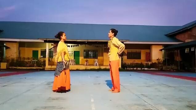 Cariñosa folk dance