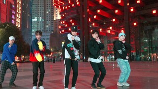 [Buqi Dance Company] Bạn có thể kể cho tôi nghe về một bài hát đã tẩy não bạn gần đây không?