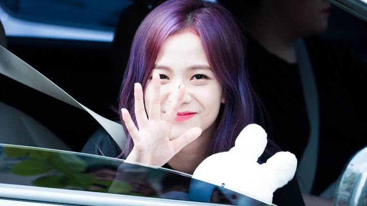 A sky full of stars twinkling just for you / You are my special dream. Kim Ji-soo, BLACKPINK