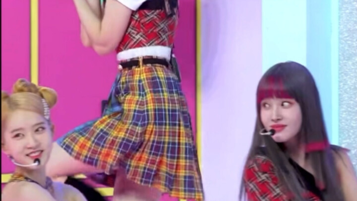 【stayc】黛人舞台的甜蜜互动|裴秀珉 朴莳恩 isa 尹势银 yoon J