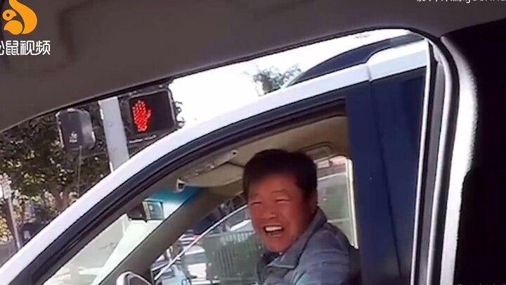 การสูบบุหรี่เป็นอันตรายต่อสุขภาพ