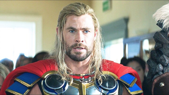Kapak Petir milik Thor memang cemburuan sekali, tapi fungsi kapaknya tetap sangat dahsyat