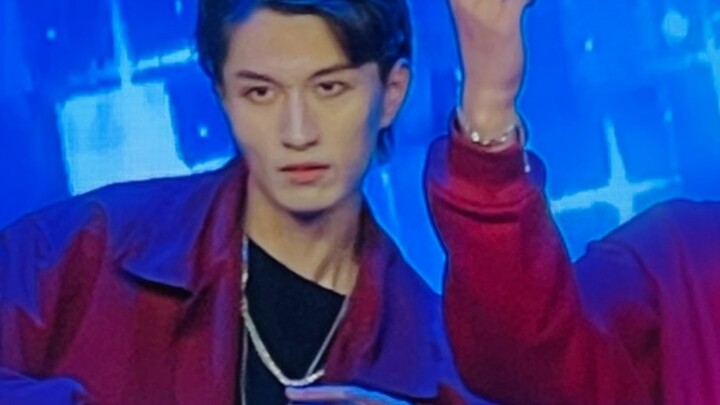 [Raw Stone] A trainee from a boy band sneaked into Fudan University to dance Kick Back? ?