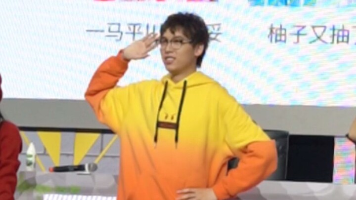 หนุ่มจีนเต้นฆ่าความรัก(?)