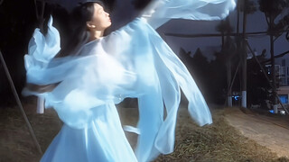 伯虎说/明月万年无前身 照见古今独醒人