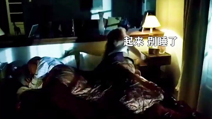 小镇的居民全军出击 竟然是为了…