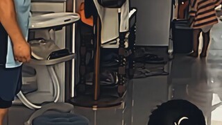 "الوالدان هما المعلمان الأولان للأطفال"