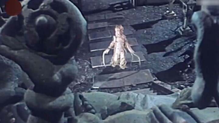 How old are those who have watched this? Face the shadow of your childhood!