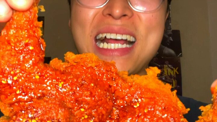 变态辣炸全鸡！变态辣火鸡面！大鸡排！纯纯深夜放毒！