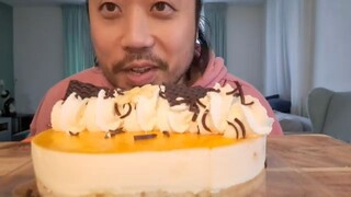 ASMR EATING SOUNDS - MANGO PASSION FRUIT & CHOCOLATE CAKE PIE 🥭 🍫🍰