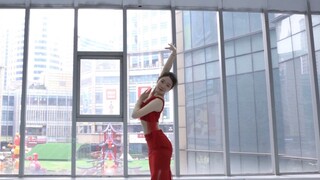 Làm choáng váng người đàn ông thẳng thắn ở phía nam của đám mây đầy màu sắc