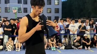 伤害性不大侮辱性极强，看到最后面你会明白这句话的含金量有多高