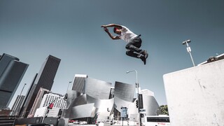 Kompilasi 10 tahun parkour Zhang Yun Peng.