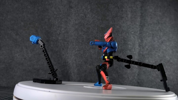 [Play for fun] Bandai Food Toys Kamen Rider REVICE (Create Rider Color)