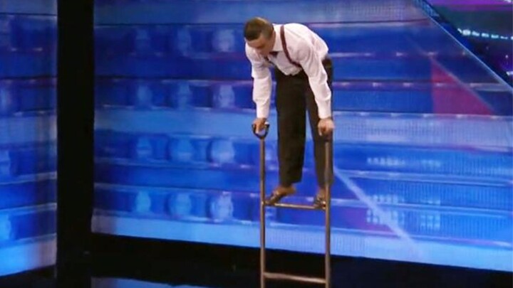 The young man performed an aerial ladder show, and the judges were stunned. Newton, why don't you do